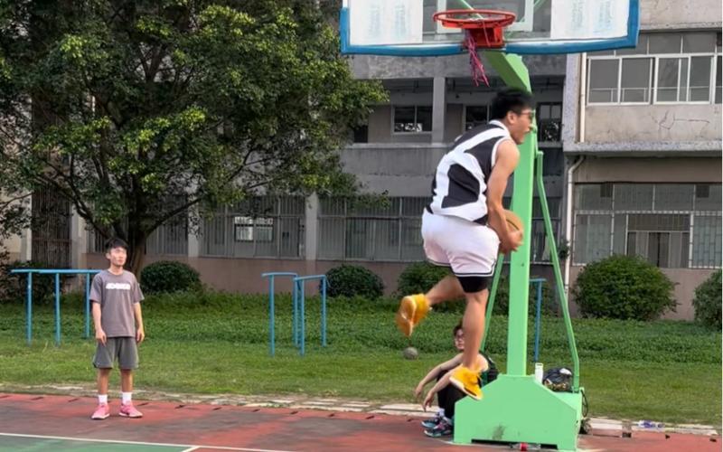 而非传球给
